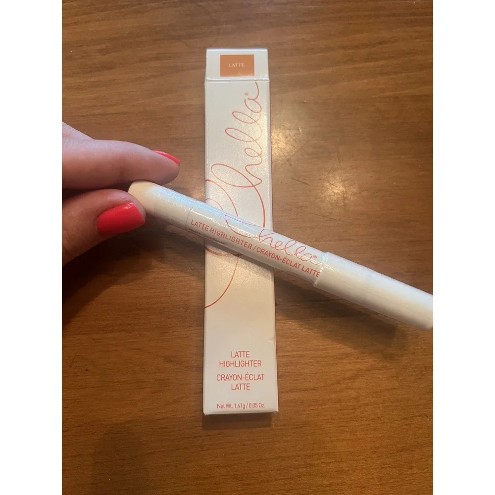 NEW Sealed Chella‎ Highlighter Crayon ~ Latte ~ Full Size 0.05 Oz